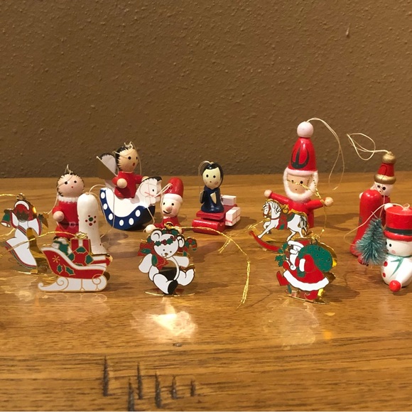 Miniature Wood Metal & Shatterproof Lot of 43 Christmas Tree Ornaments Vintage - Picture 3 of 9